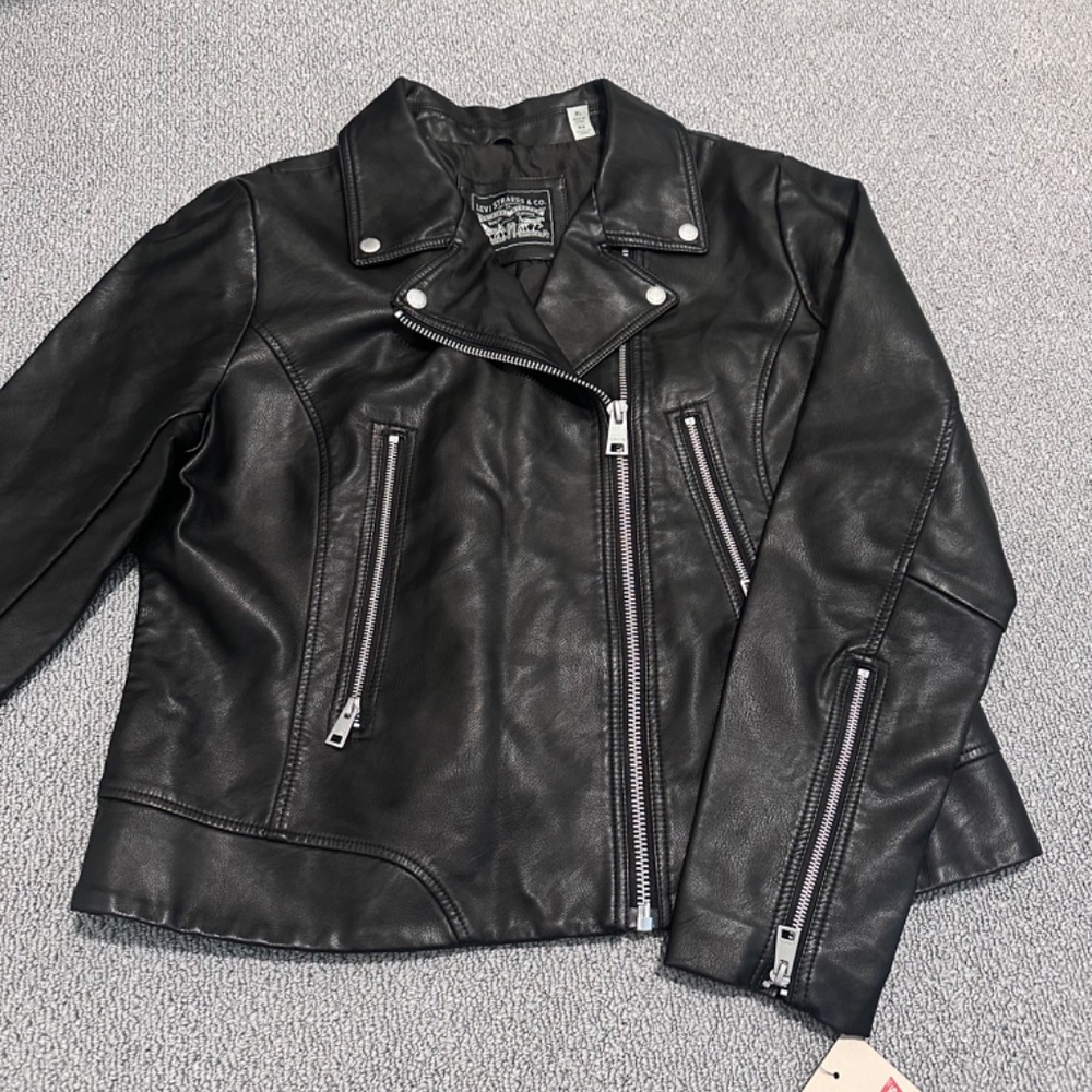 BRAND NEW WITH TAGS - Levi's Women's Asymmetrical Moto Jacket Black - Picture 3 of 10